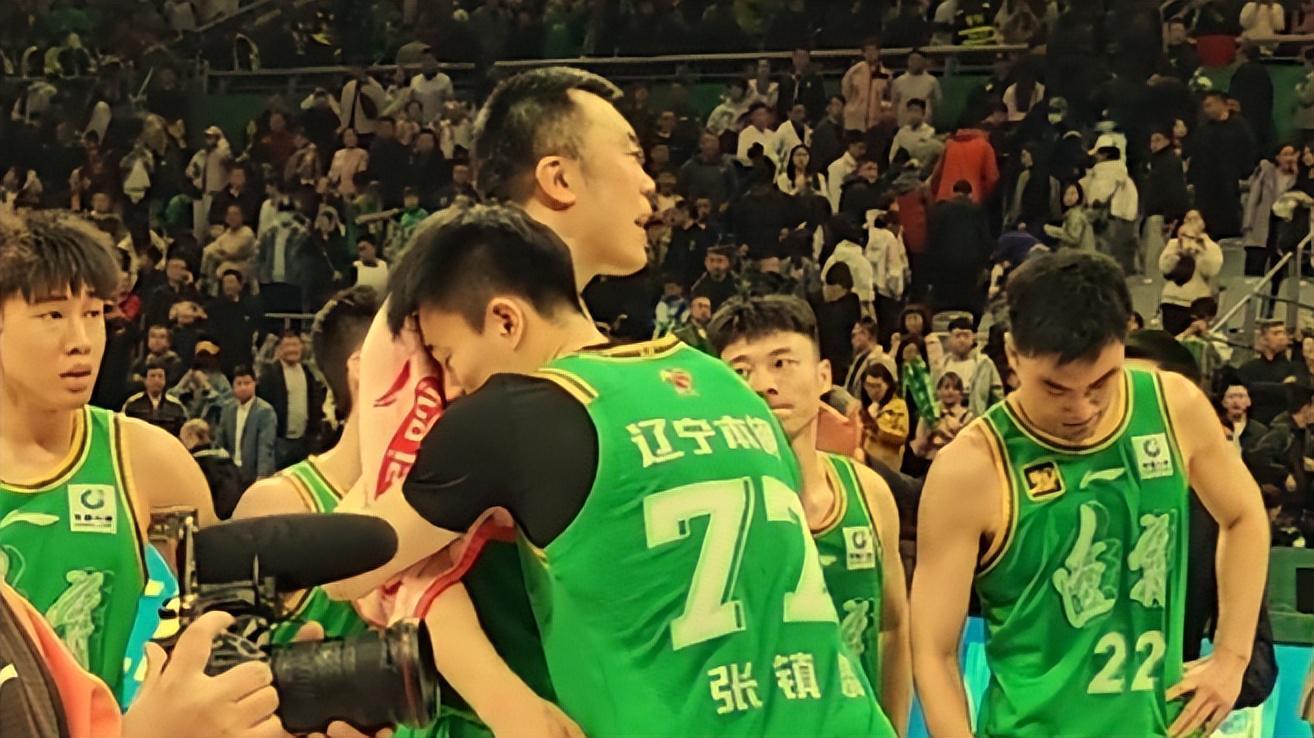 开云娱乐-谣言止于智者!张镇麟承认转会上海并非和杨鸣不和,而是另有原因