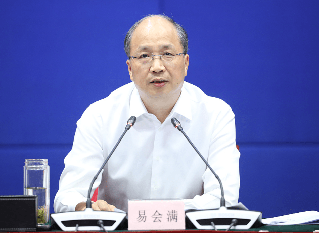 易会满落马：在任五年，1700家IPO，上证仅上涨190点