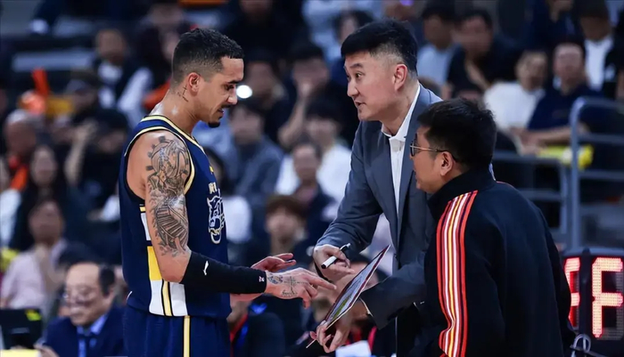 开云官网-萨姆纳和奎因已经把宏远当家！真心喜欢这里，希望带领广东夺冠|广东宏远|广东男篮|徐杰|深圳男篮|篮板_新浪体育_新浪新闻