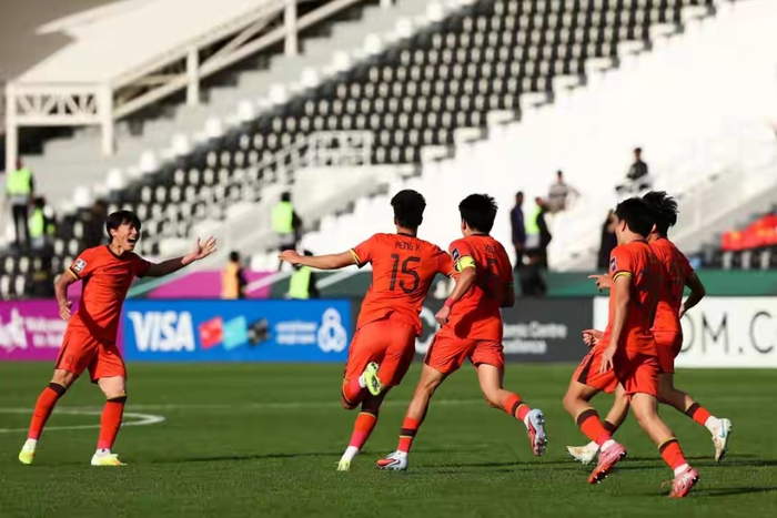 央5播U23国足VS泰国，中国队迎史上最好机会，李昊直接影响出线|泰国队|守门员|中国男足|U23亚洲杯|比赛_新浪体育_新浪新闻