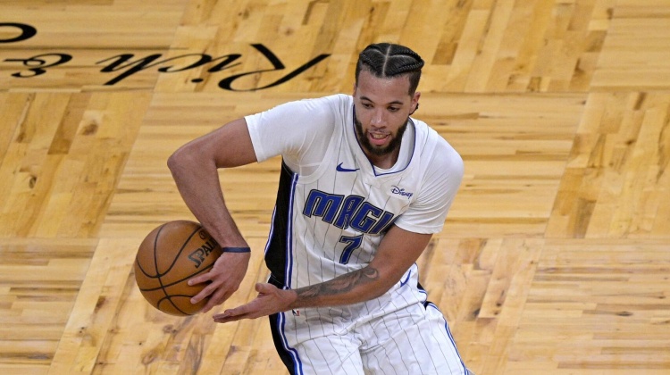 开云官网-菜鸟赛季多次三双!大O断层领跑 本西力压077 杨瀚森同届新秀上榜