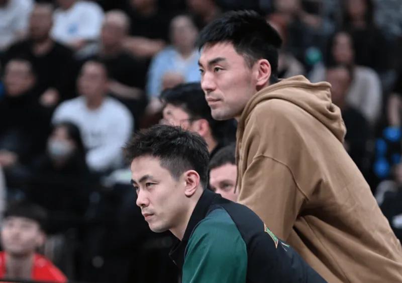 kaiyun-输青岛发布会！杨鸣直指缺领袖与外援差距，张陈治锋亲承能力差距