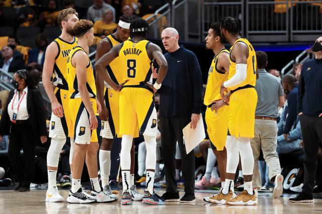 【体坛篮球秀】不到绝路不提重建 步行者到绝路了？