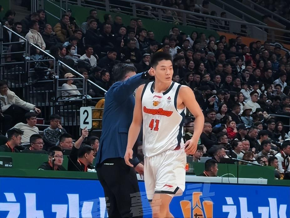 开云在线-2连胜广东传来5好消息！王洪泽打破心魔，还有一件事更让粤迷开心