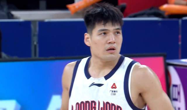 开云官网-0-12开局又如何？豪门末节23-9强势逆转，大王创纪录成史上第6人