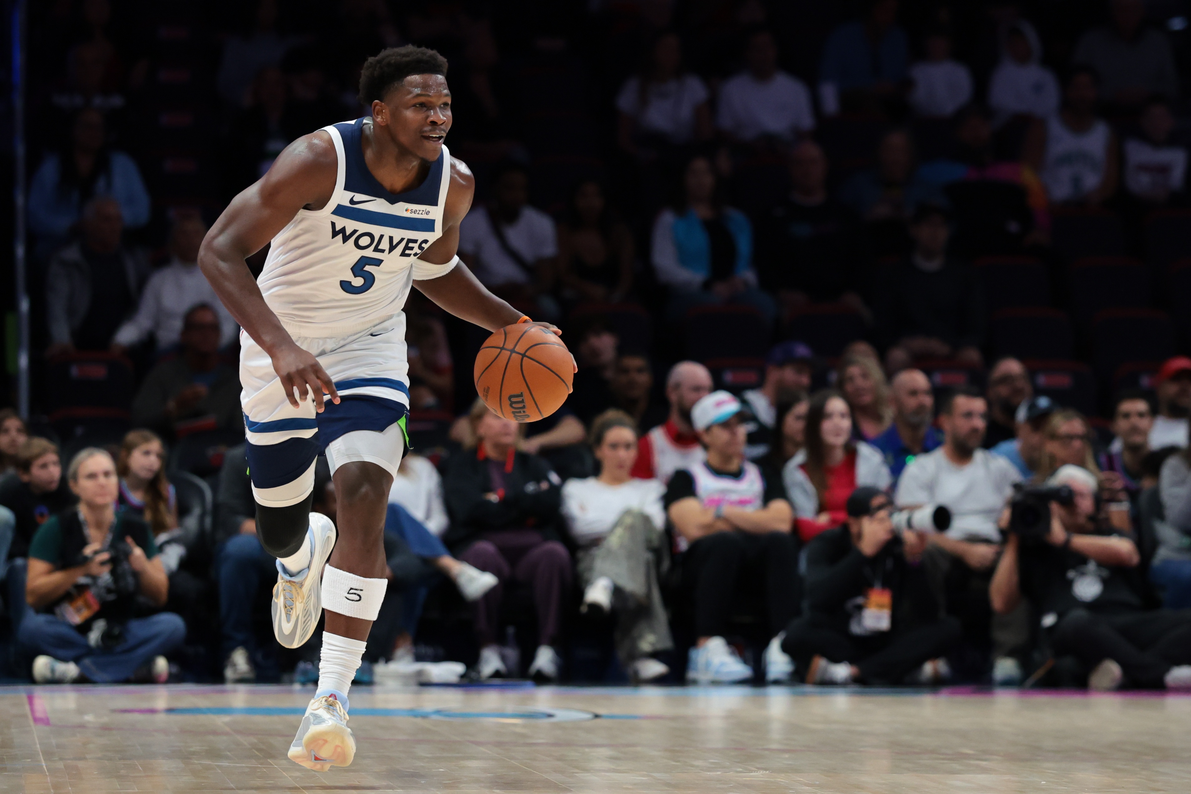 开云APP-张佳玮:爱德华兹是森林狼的獠牙 但森林狼赢球是靠锋线群的横勇