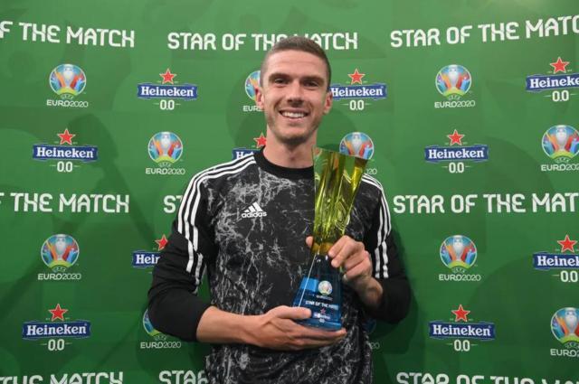 60分钟变身“戈神斯”！勒夫赌对了这件真蓝黑大杀器