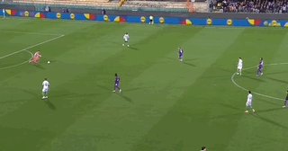 1746747899347083625.gif 欧协杯半决赛功臣 在曼联虫 安东尼在贝蒂斯成龙!