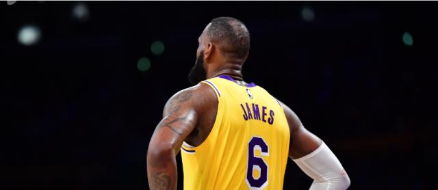 1743065157765071043.png 开云-怎么老是你?三个版本的詹姆斯都曾绝杀步行者