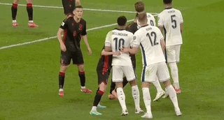 开云娱乐-【世预赛】斯凯利处子球凯恩破门，图赫尔三狮开门红