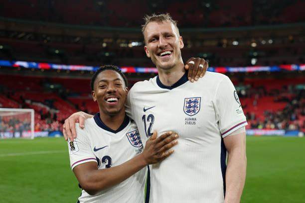 开云娱乐-【世预赛】斯凯利处子球凯恩破门，图赫尔三狮开门红