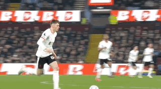 开云入口-中锋一个比一个辣眼，决战曼城前利物浦还在走神