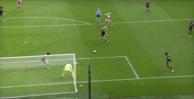 阿森纳女足2-1里昂占先机，史密斯破门，布兰德进球难救主