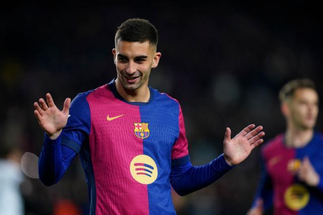 开云娱乐-弗利克：费尔明是全场最佳，什琴斯尼会继续首发