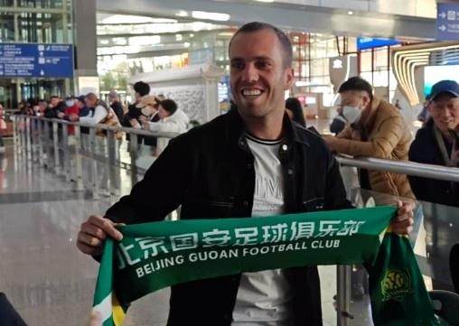 开云-【早报】凯尔·沃克租借加盟AC米兰