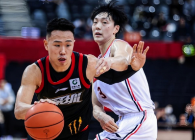 开云娱乐-挑季后赛对手？广东男篮或在下一盘大棋