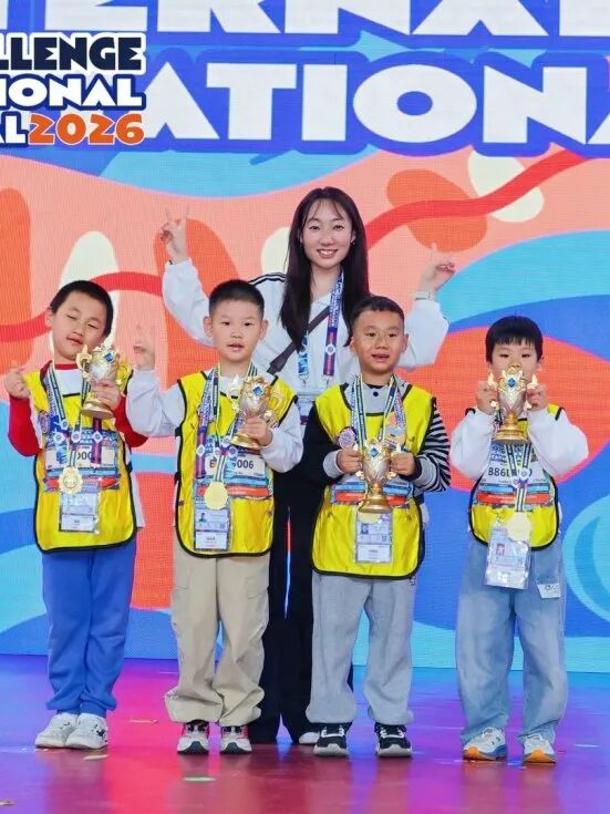 开云入口-逐梦泉城！2026 赛季 RC 国际邀请赛（济南站）完美收官，致敬科技少年的巅峰闪耀时刻！|山东交通学院|济南市|山东省|机器人|比赛_新浪体育_新浪新闻
